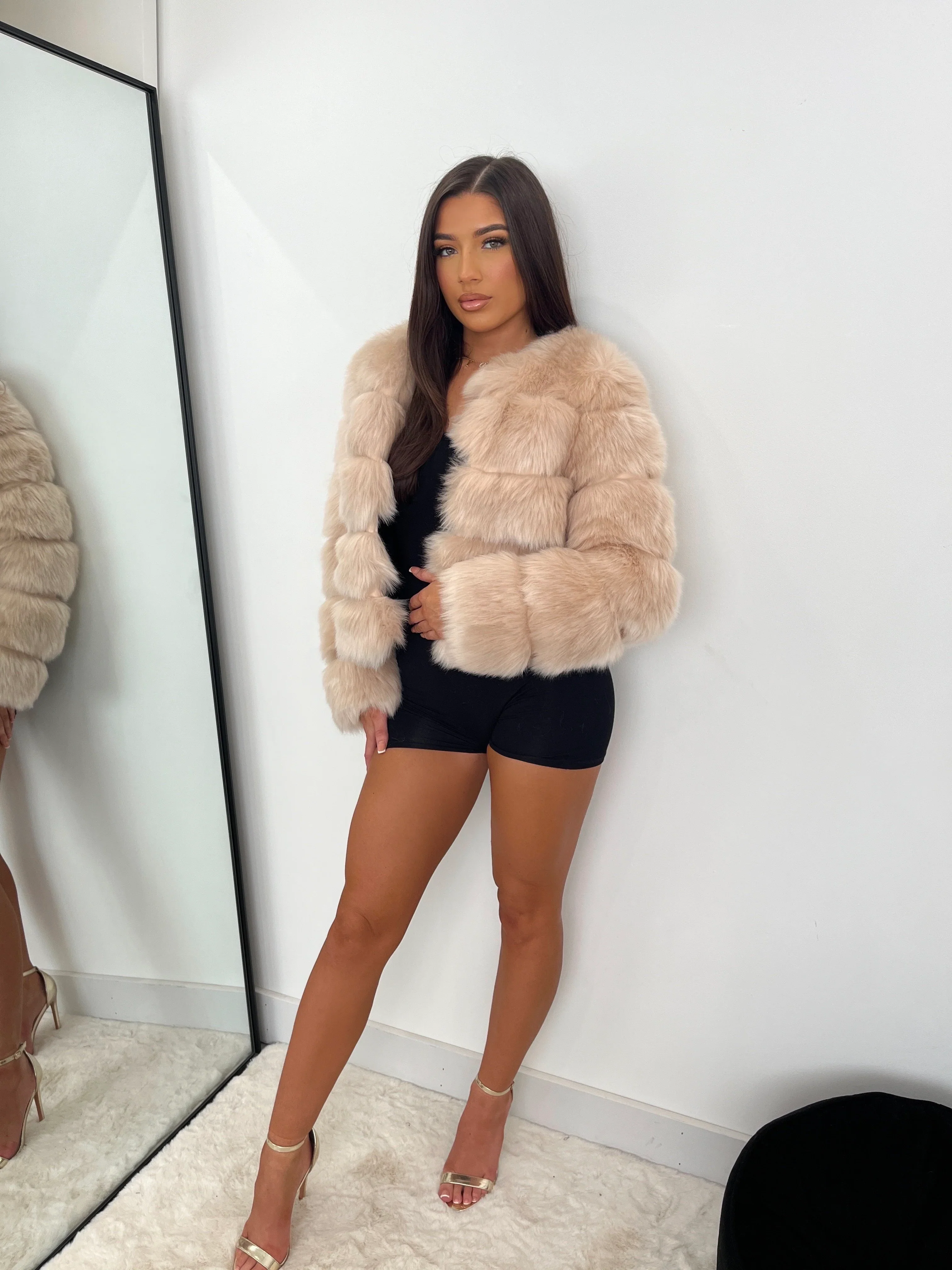 Bolla | Fur Jacket - Image 9