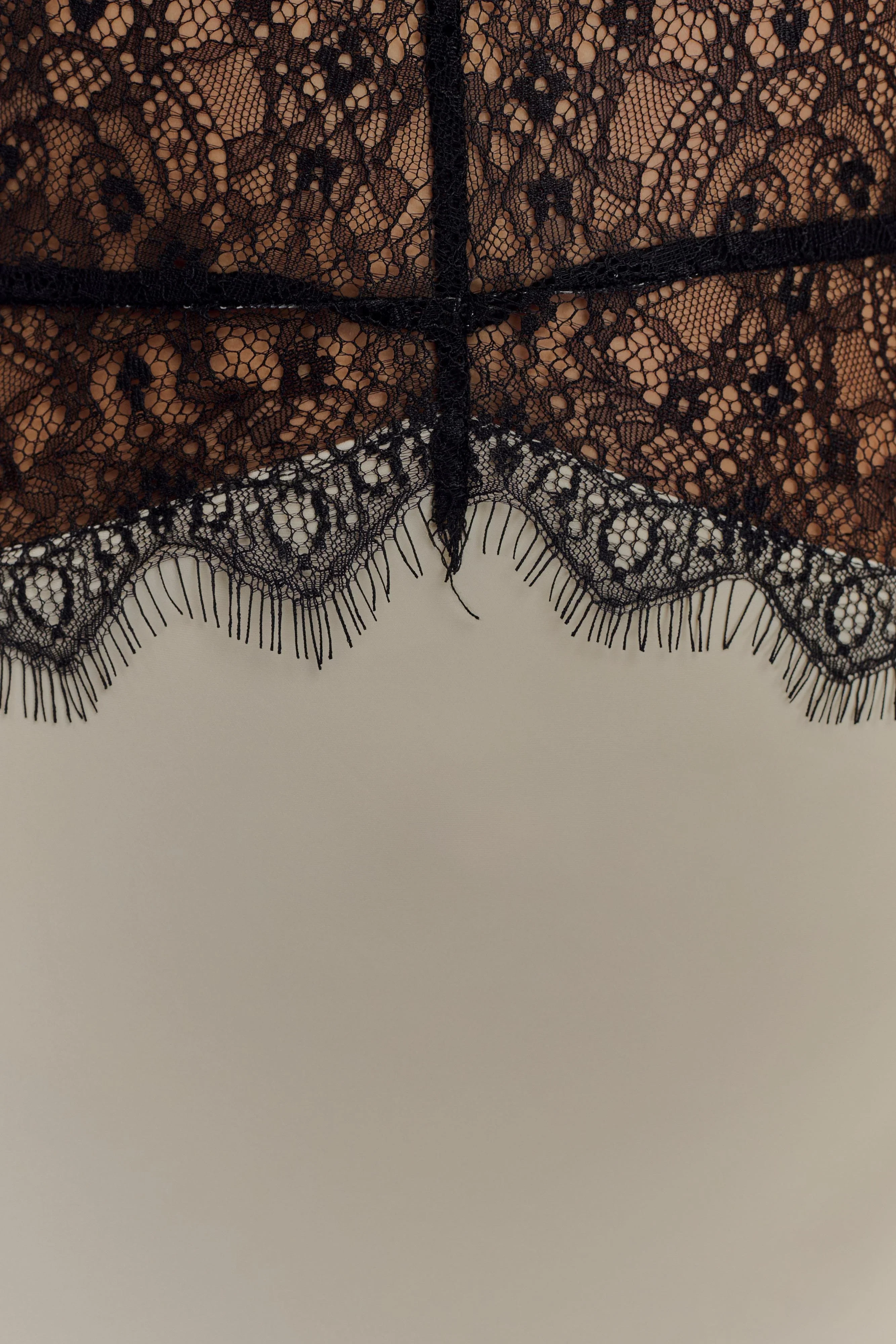 Pizo | Lace Maxi Dress - Image 10