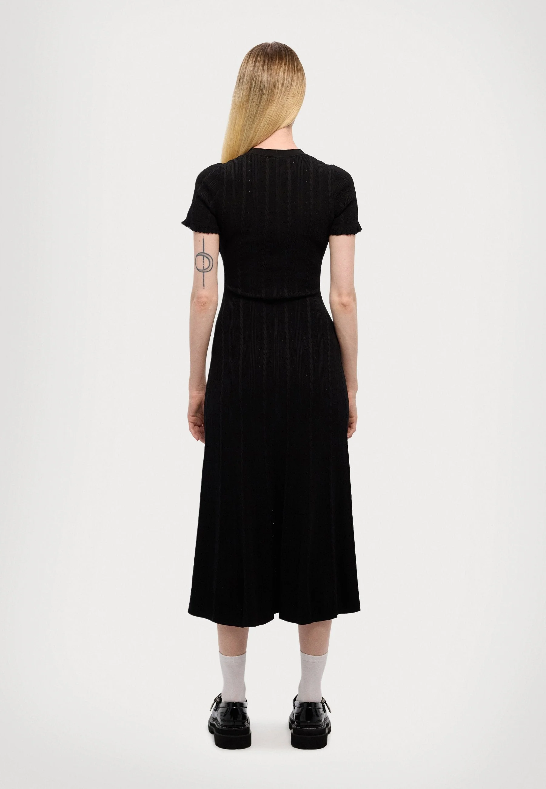Dubai - Maxi Dress - Image 13